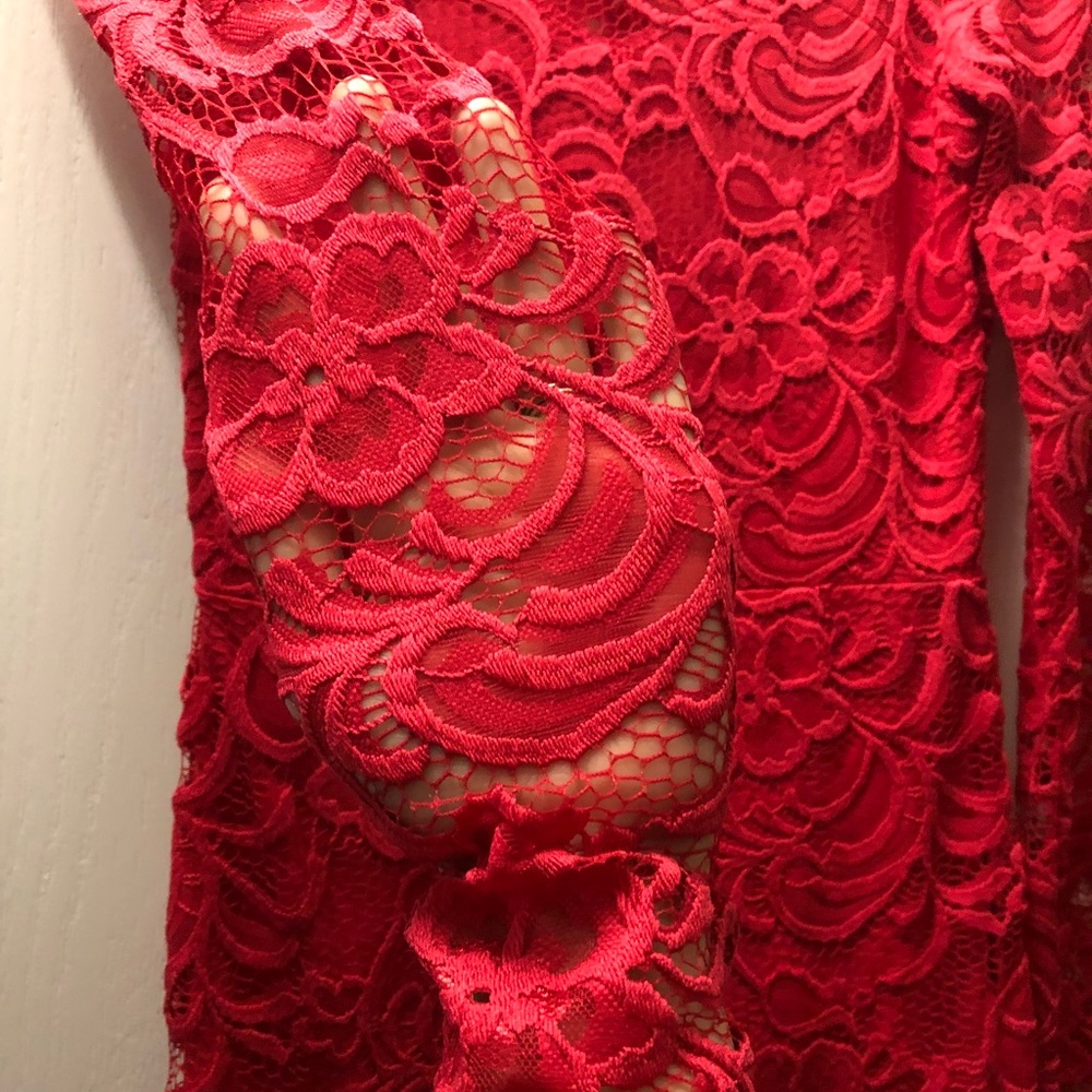 Dress - Picture 2 of 4